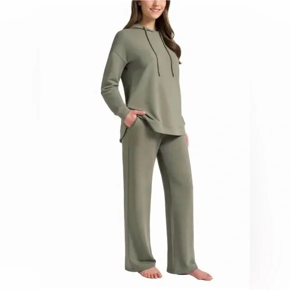 Women's Olive Green Lounge Hoodie & Pants Set - Picture 3 of 4